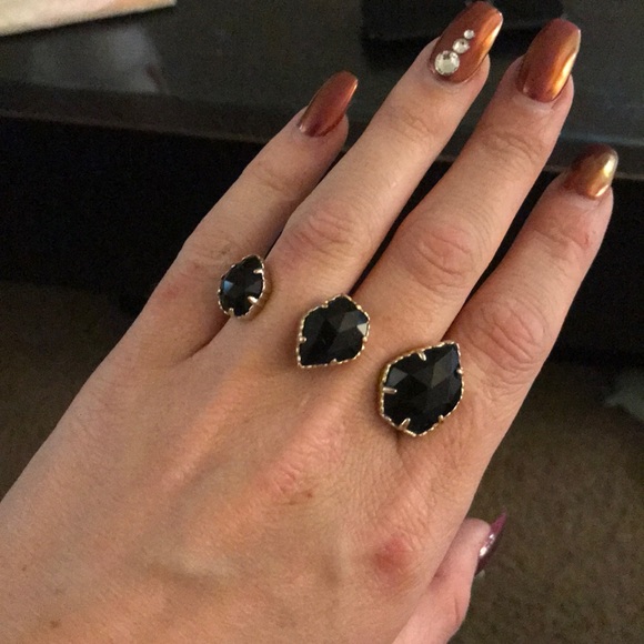 Kendra Scott Jewelry - Kendra Scott 3 Black stone gold ring